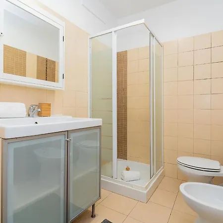 Appartement Central 6 Bed Near Arroios